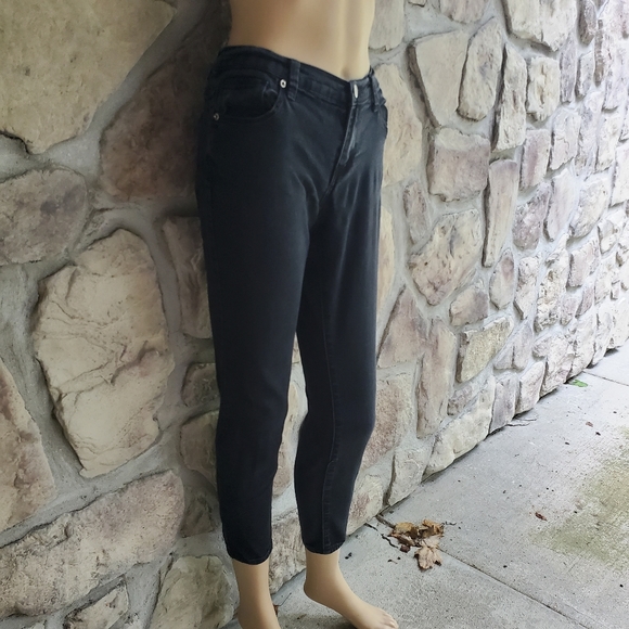 FOREVER 21 | Washed Black Skinny Jeans - Picture 3 of 8